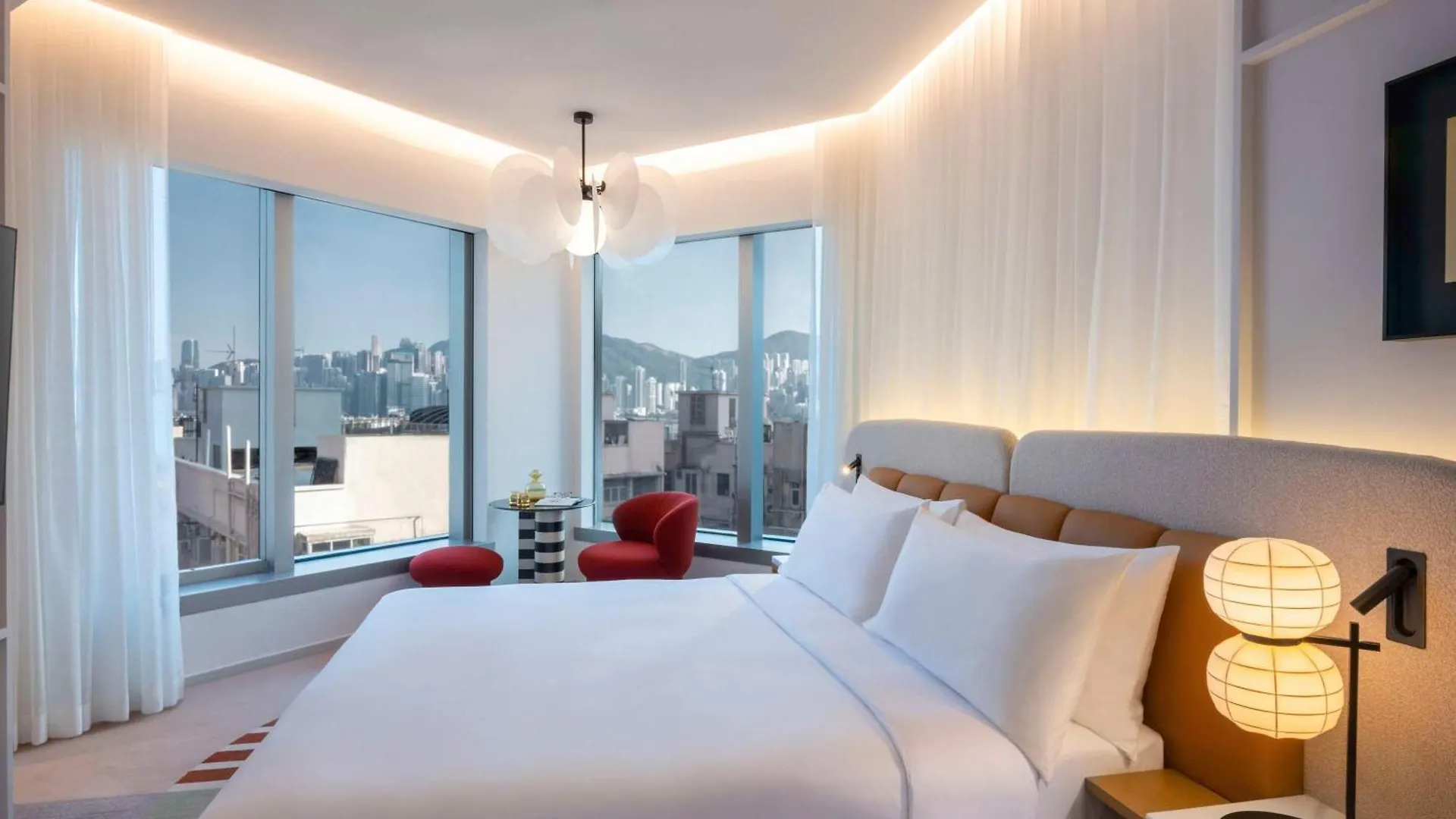 Hotel Mondrian Hong Kong 5*,  China
